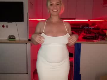 webcam girl kiradivine image #5658704