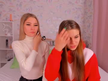 webcam girl unicorngirls image #329188