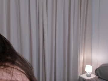 webcam girl peek_in_my_window image #6344538
