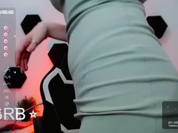 webcam girl small_blondee image #4418115