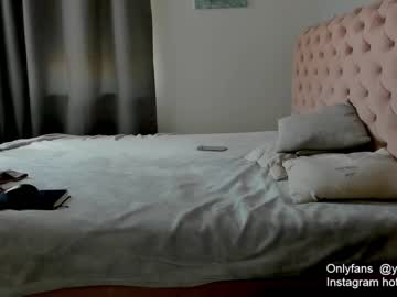 webcam girl cbhotblonde image #1536386