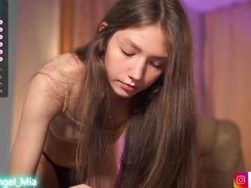 webcam girl angels_kiss image #5141522