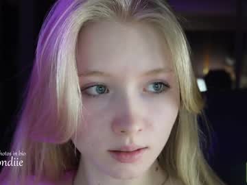 webcam girl bestblondiiecb image #3840952