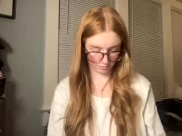 webcam girl kaybrookee image #3631427