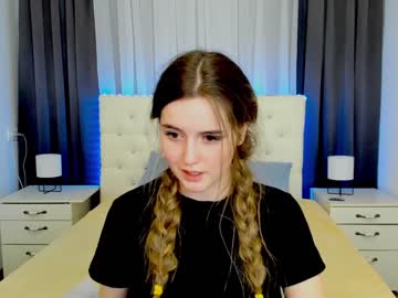 webcam girl emmika_ image #3891819
