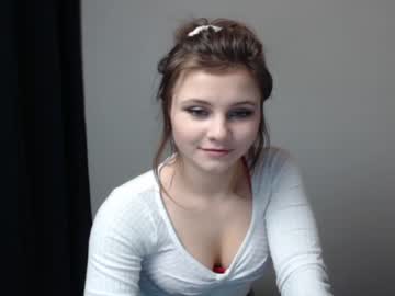 webcam girl relax_nina image #696659