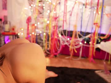 webcam girl informal_ image #8426257