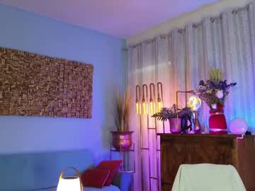 webcam girl mya_emerald image #7291104