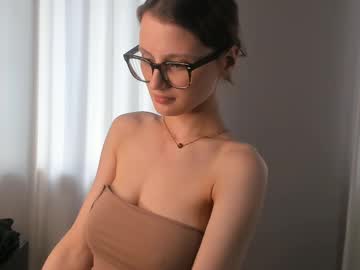 webcam girl moirebaggs image #9609708