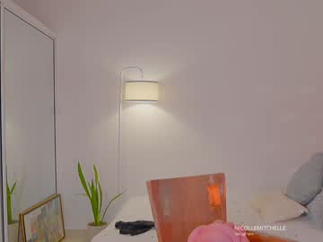 webcam girl nicolle_mitchelle image #9056454