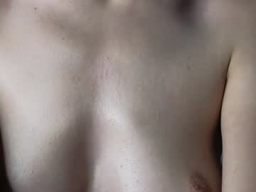 webcam girl lauratanguy image #8140246