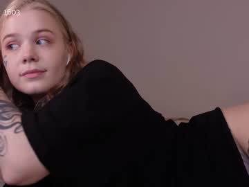 webcam girl tendertainted image #2673092