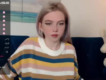 webcam girl small_blondee image #1115943