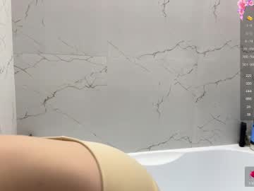 webcam girl avroramy image #9432601