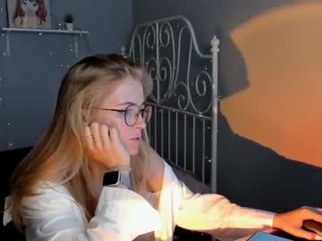 webcam girl linellali image #2449093