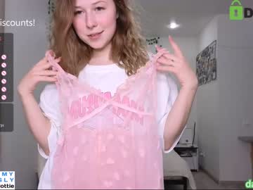 webcam girl lottie_shine image #6709991