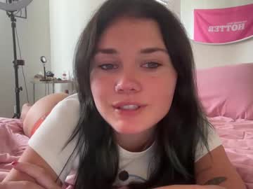 webcam girl queencassidyy image #7770688