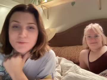 webcam couple double_trouble420 image #2805013