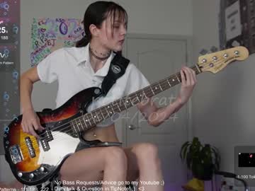 webcam girl petitebrat image #7132559