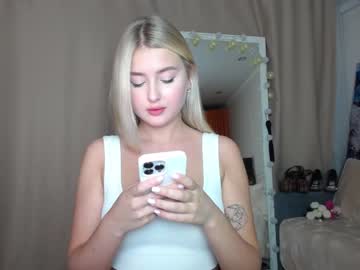 webcam girl cute18cute image #2203909