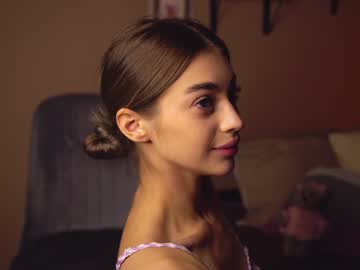 webcam girl cuteelsa_ image #5815084