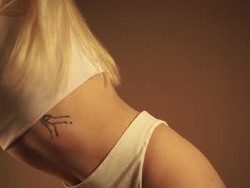 webcam girl cuteelsa_ image #4881801