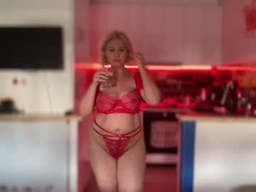 webcam girl kiradivine image #5147759