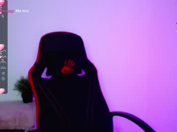 webcam girl shy_blondiee image #3829291