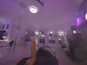 webcam girl hannahjames710 image #4268310