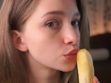 webcam girl little_poetry image #9158087