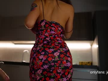 webcam girl therealbonnieclydex image #4234980