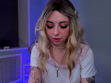 webcam girl caramelle_al_lampone image #6392075