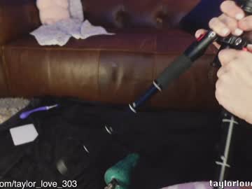 webcam girl taylor_love_303 image #5105210
