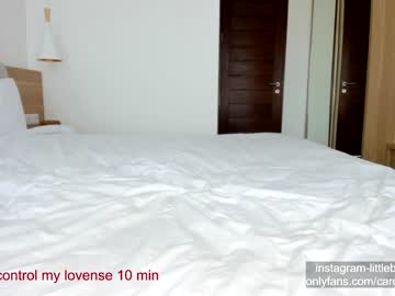 webcam girl carolinaherera image #2174349