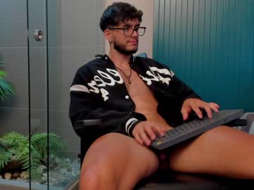 webcam man noha_miler image #5784981