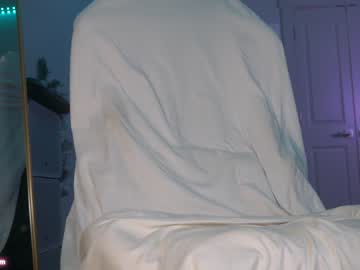 webcam girl maggielovieee image #3566570