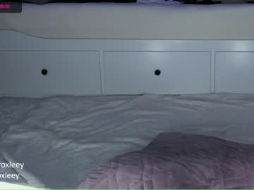 webcam girl roxy_blue_eyed_ image #1412877