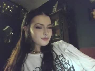 webcam girl bmwm5f90 image #8951723