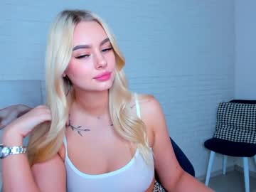 webcam girl 8a8y_nura image #1822815