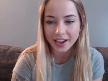 webcam girl babyfayced image #5558318