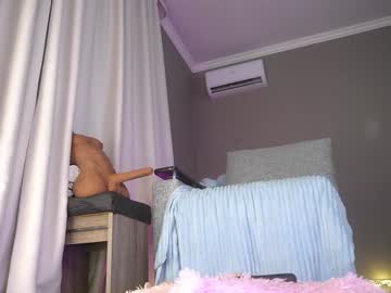 webcam girl queenelia image #7441404