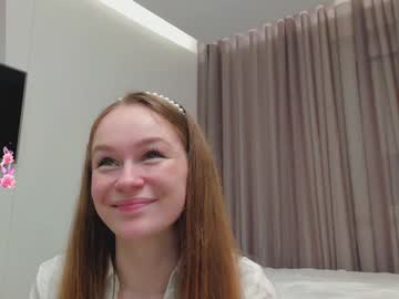 webcam girl luna_gracee07 image #8073429