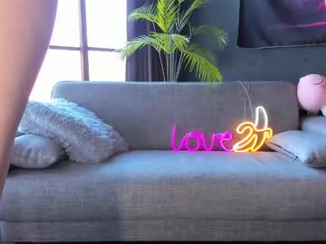 webcam girl uwuxo image #5253761