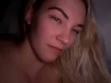 webcam girl mariah95 image #810155