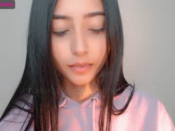webcam girl gummy_bear7 image #2321083
