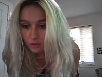 webcam girl charlybabyy image #4292448