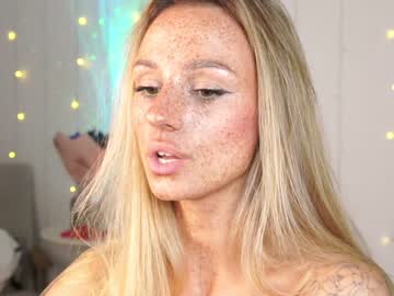 webcam girl artease image #5522752