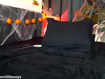 webcam girl lillieonyx image #370075