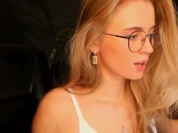 webcam girl linellali image #2924238