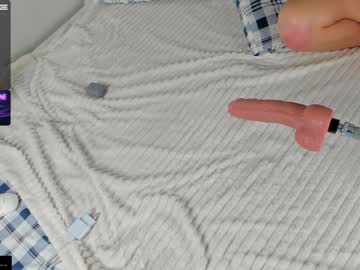 webcam girl lil_angell_ image #3041223